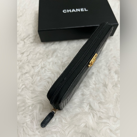CHANEL Boy L-Gusset black Long Zip Wallet - Picture 9 of 15